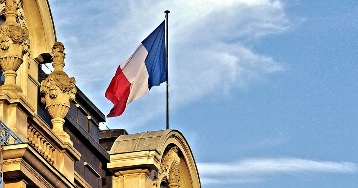 In the neighbourhood of the Palais Royal and the Musée du Louvre in Paris.