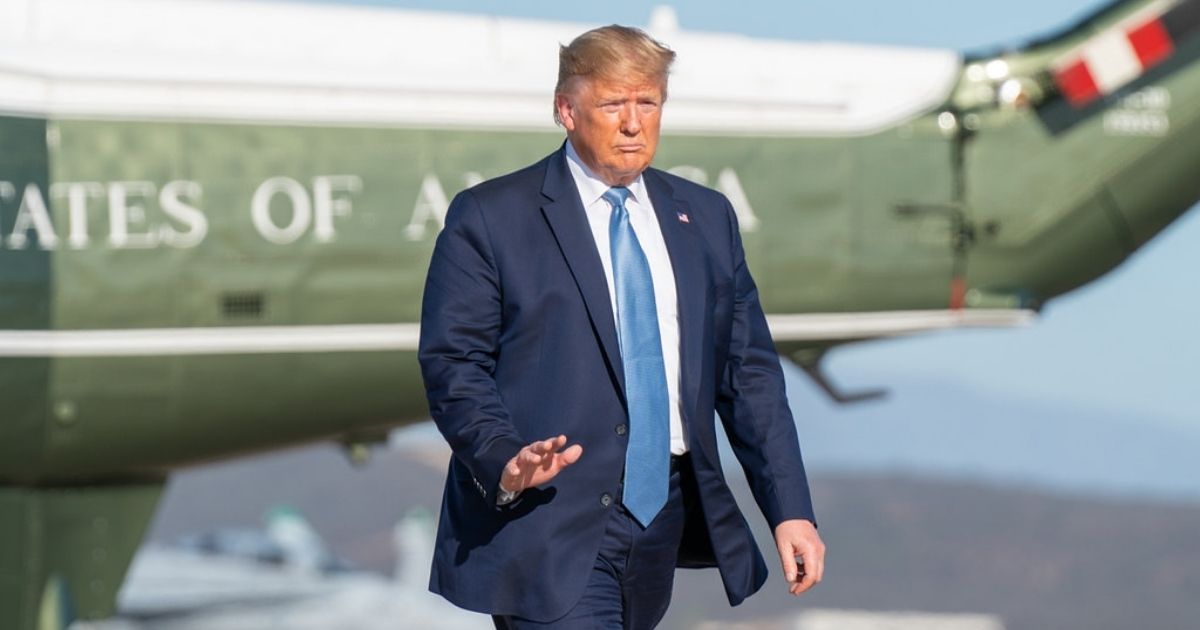 President Donald J. Trump disembarks Marine One at Marine Corps Air Station Miramar in San Diego Wednesday, Sept. 18, 2019, and boards Air Force One en route to Joint Base Andrews, Md. (Official White House Photo by Shealah Craighead)