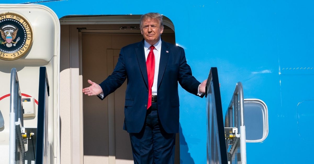 President Donald J. Trump disembarks Air Force One on his arrival Saturday, June 20, 2020, to Tulsa International Airport in Tulsa, Okla. (Official White House Photo by Tia Dufour)