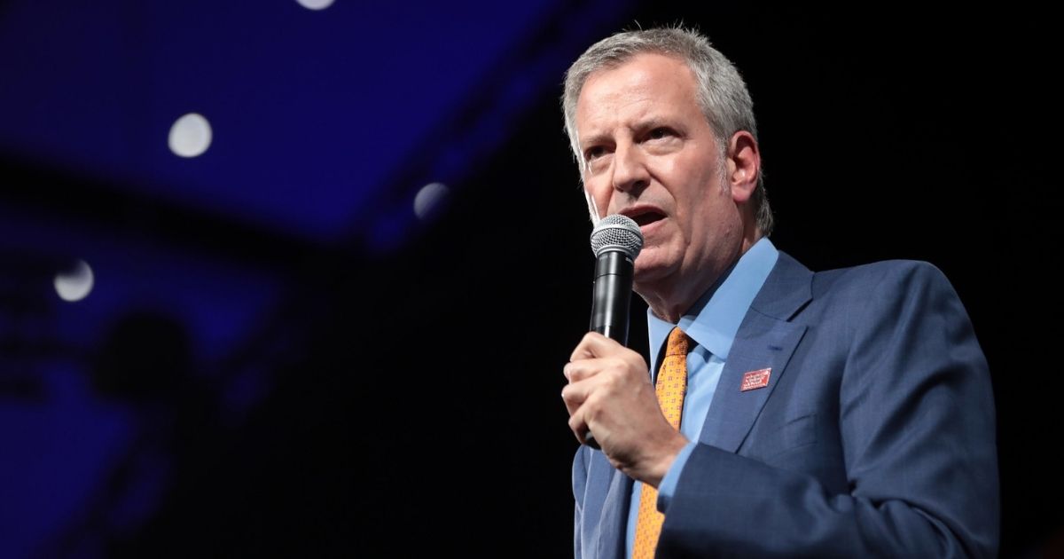Mayor Bill de Blasio speaking with attendees at the Presidential Gun Sense Forum hosted by Everytown for Gun Safety and Moms Demand Action at the Iowa Events Center in Des Moines, Iowa.