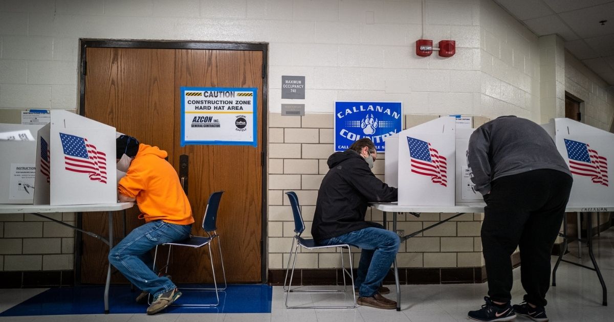 Voters in Des Moines precincts 44, 58 and 59 cast their ballots at Callanan Middle School.