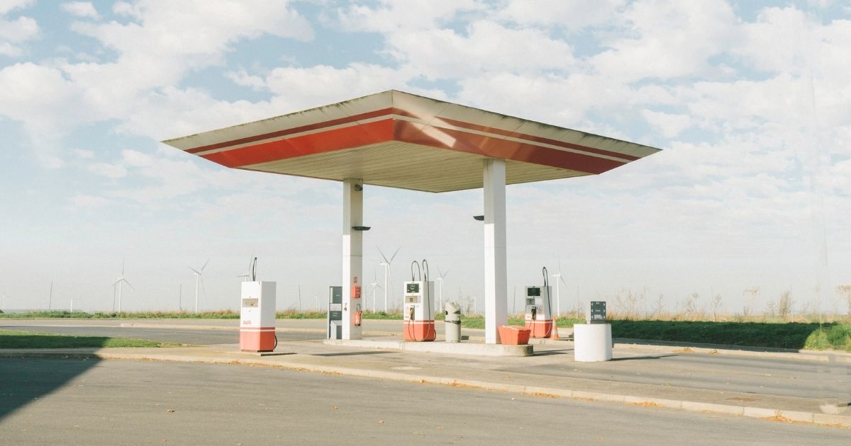 Two-pump gas station