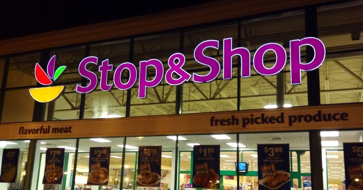 Stop&Shop StopAndShop Market Grocery Store at Night, 8/2014, Newington, CT. by Mike Mozart of TheToyChannel and JeepersMedia on YouTube.