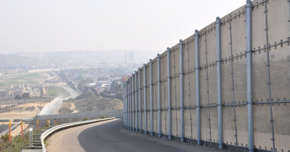 US Mexico Border - the secondary fence