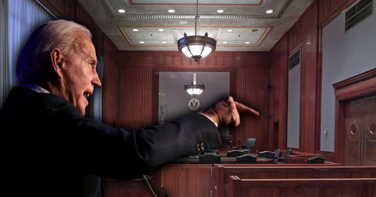 Biden in Courtroom