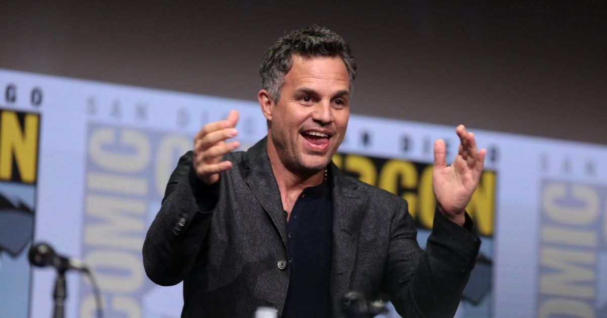 Mark Ruffalo speaking at the 2017 San Diego Comic Con International.