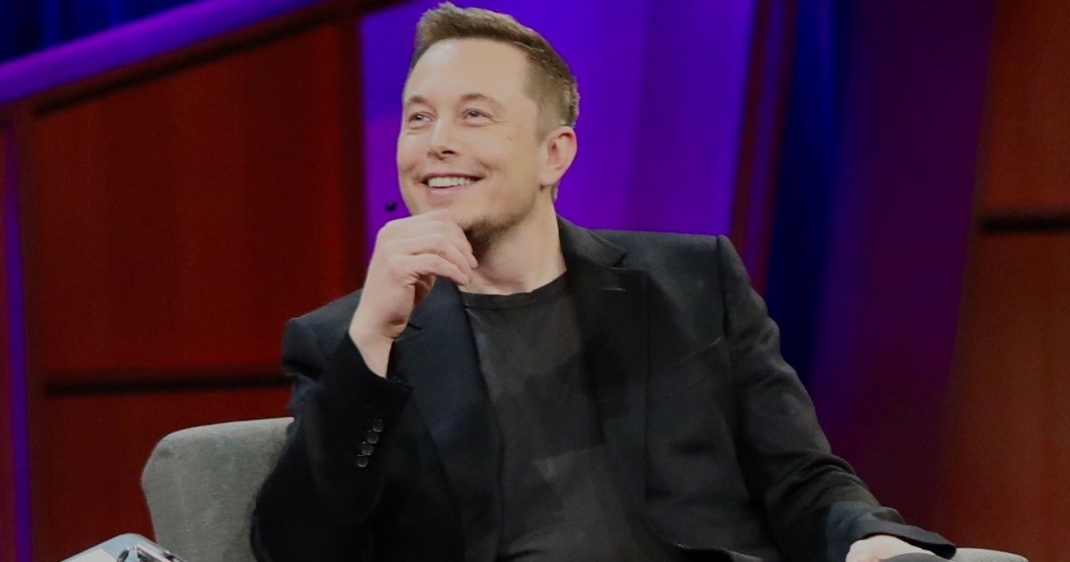 Elon Musk was the closing TED 2017 interview.