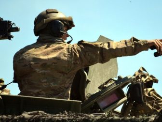 A U.S. Soldier points out a target on the vehicle identification lane during the Strong Europe Tank Challenge (SETC) at the 7th Army Training Command’s Grafenwoehr Training Area, Germany, May 11, 2017. (7th Army Training Command / Flickr)