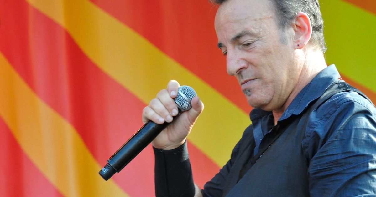 Bruce Springsteen & The E Street Band - New Orleans Jazz & Heritage Festival 2012