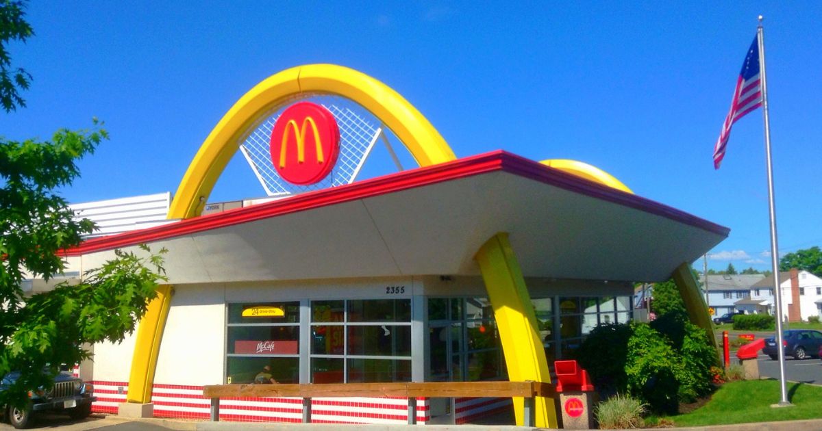 McDonald's, Newington, CT 5/2014 Pics by Mike Mozart (Mike Mozart / Flickr).