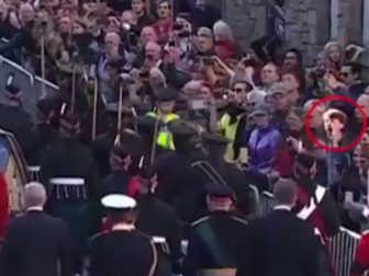 Man yelling at Prince Andrew during the Queen's funeral. (@stillgray / Twitter screen shot)