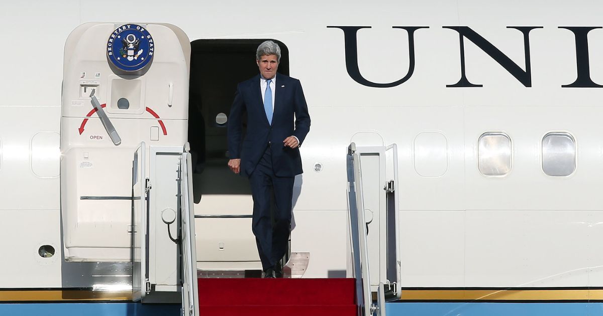 U.S. Secretary of State John Kerry deplanes upon landing at Seoul Air Base on May 17, 2015.