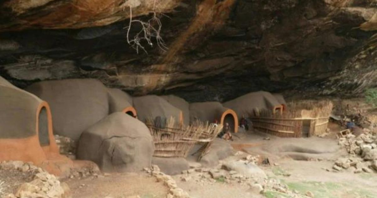 Archaeologists found 9000 human bones belonging to at least 118 bodies in the cave.