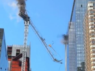 In a post on the X platform, formerly known as Twitter, a user shared the video of a crane collapsing in New York.