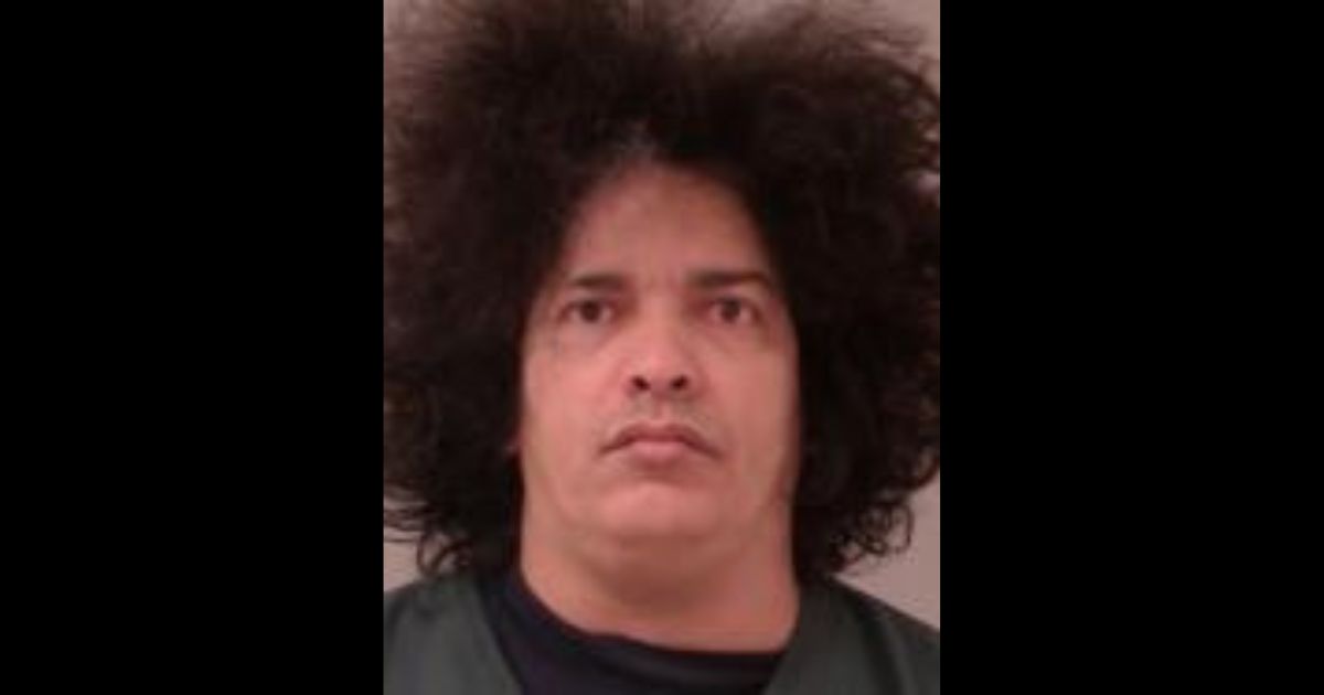 This mugshot shows illegal alien Alexis Saborit.