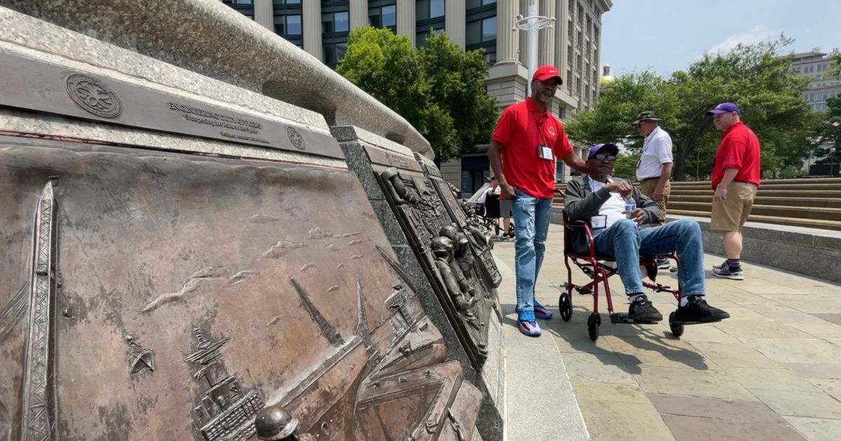 Four Purple Heart veterans of the Vietnam War were treated to a two-day trip to Washington, D.C., in June.